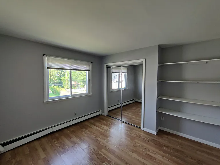 135-137 Hillcrest Rd — Photo 12