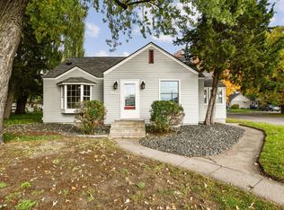 502 Jackson Ave NW, Elk River, MN 55330