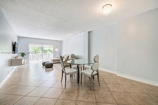 5th image of 1455 N Treasure Dr APT 2R