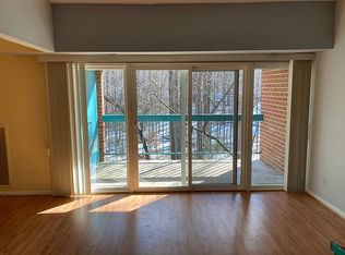 11837 Shire Ct APT 32C, Reston, VA 20191