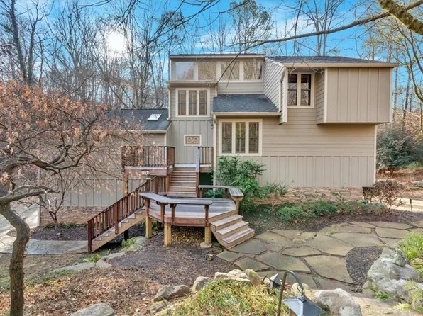 3791 Oxford Way E, Marietta, GA 30062