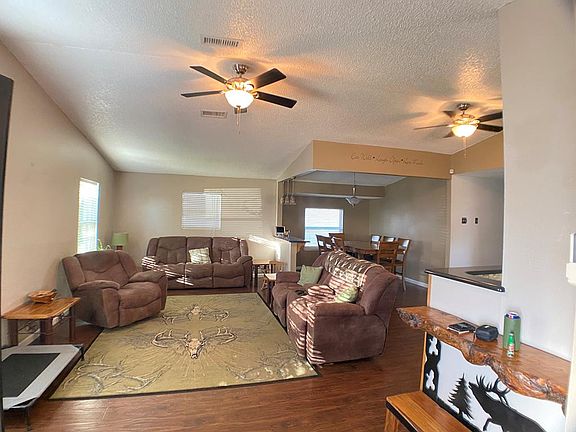 2nd image of 8618 Dublin Ave