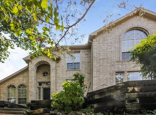 1112 Canyon Ridge Dr, Desoto, TX 75115