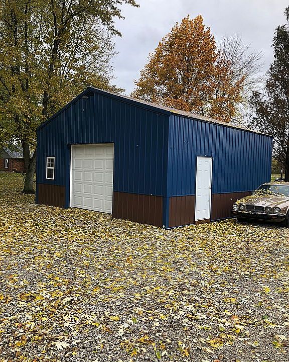 2nd image of 2702 E State Road 28