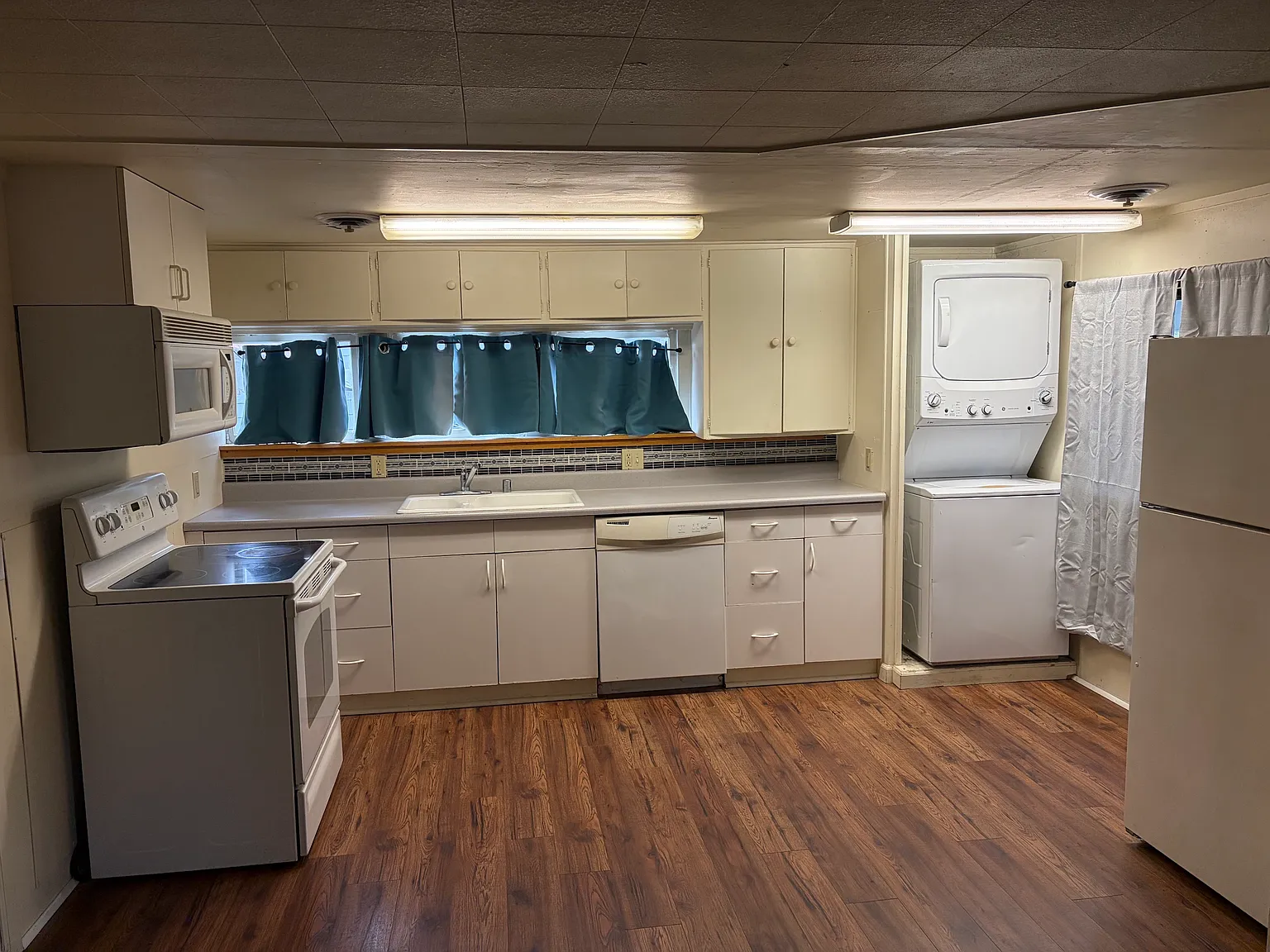 2 bed, 609 sqft, $1,500 — Photo 2