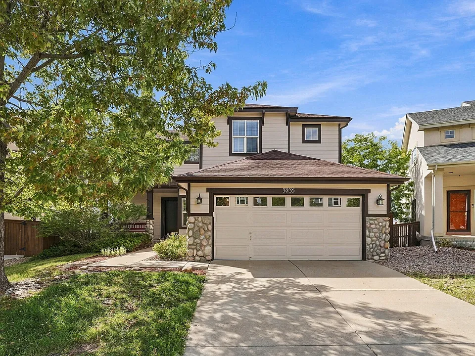 3235 Bentwood Pl