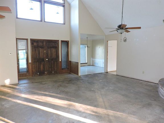 3rd image of 234 Vail Mountain Dr