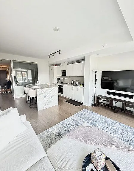 330 Richmond St W #609 — Photo 47