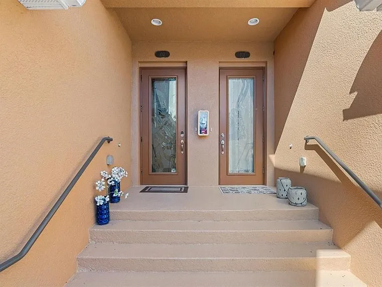 416 Winding Brook Ln #102 — Photo 2