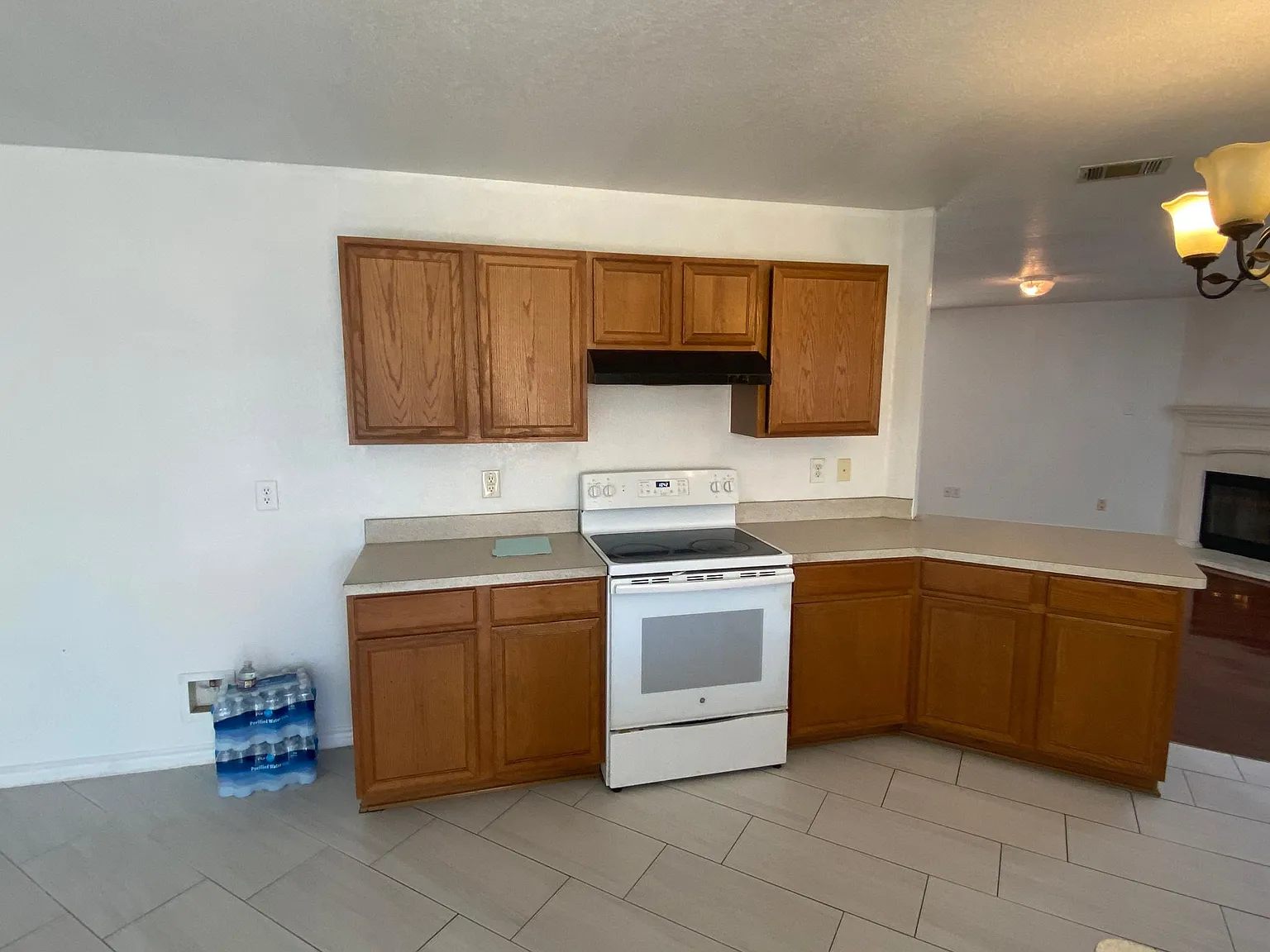 2701 Maegen Cir — Photo 4