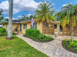 202 22nd St W, Bradenton, FL 34205