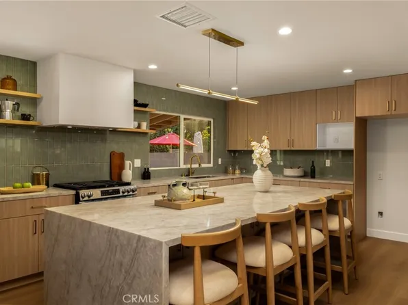 5232 La Luna Dr, La Palma, CA 90623