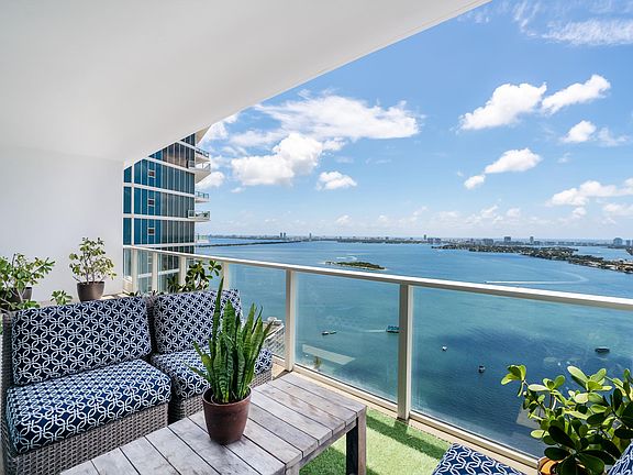 5th image of 2020 N Bayshore Dr #3405/06