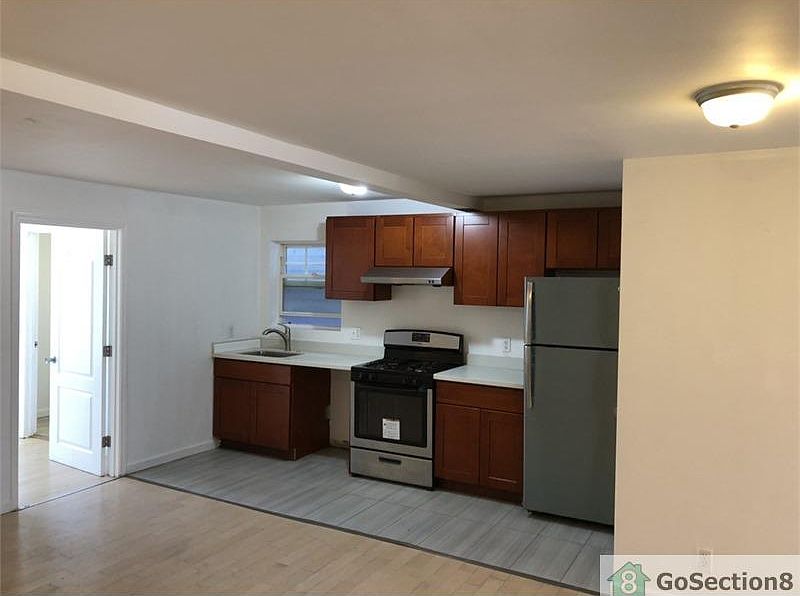 1st image of 1674 Kirkwood Ave #5B