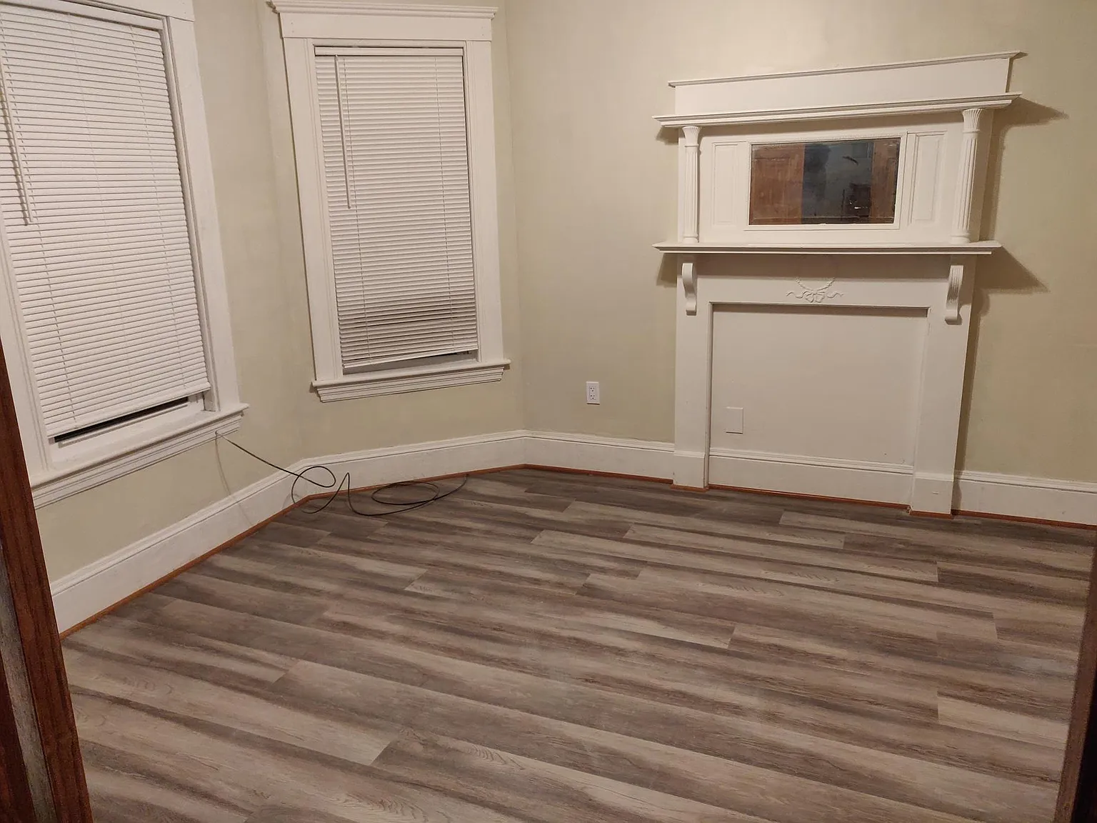98 Heath St — Photo 3