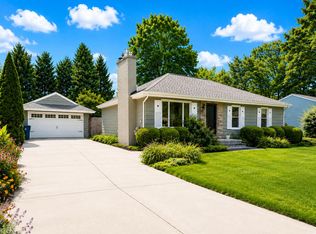 937 Farrell Ave, Kalamazoo, MI 49006