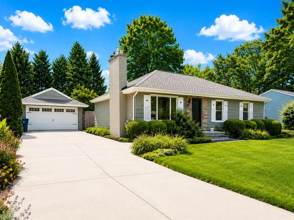 937 Farrell Ave, Kalamazoo, MI 49006