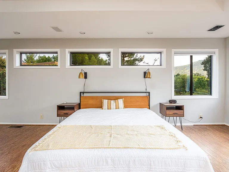 30 Mano Pl — Photo 8