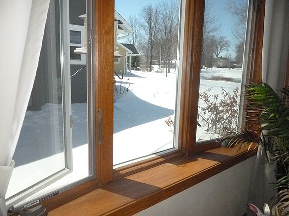 5th image of 1134 Lake Breeze Ct Unit 8