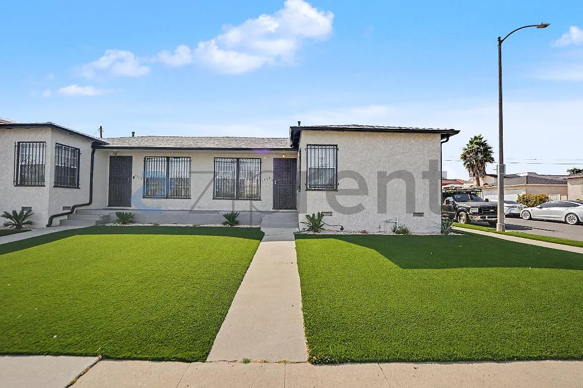 2 bed, 980 sqft, $3,100 — Photo 1