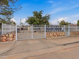 155 Mango Rd, El Paso, TX 79915