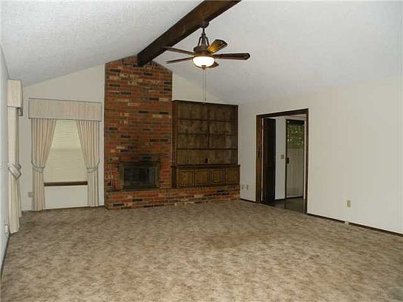 2nd image of 5904 Gaelic Glen Dr