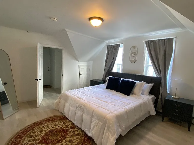 52 Bellevue Ave #3 — Photo 5