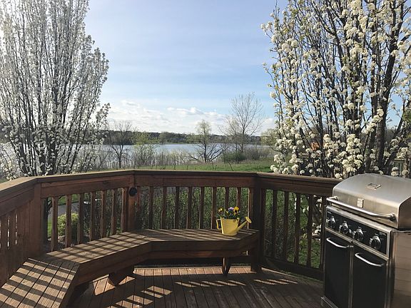 4th image of 1888 White Lake Dr