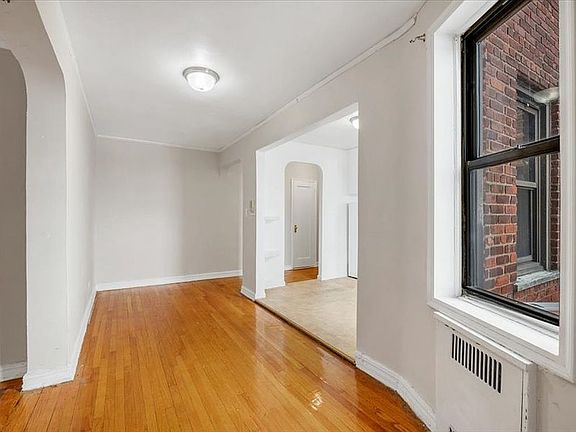 5th image of 40-66 Ithaca St #5J