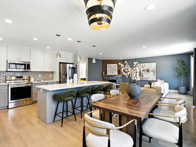 30 Gilroy St, San Francisco, CA, 94124