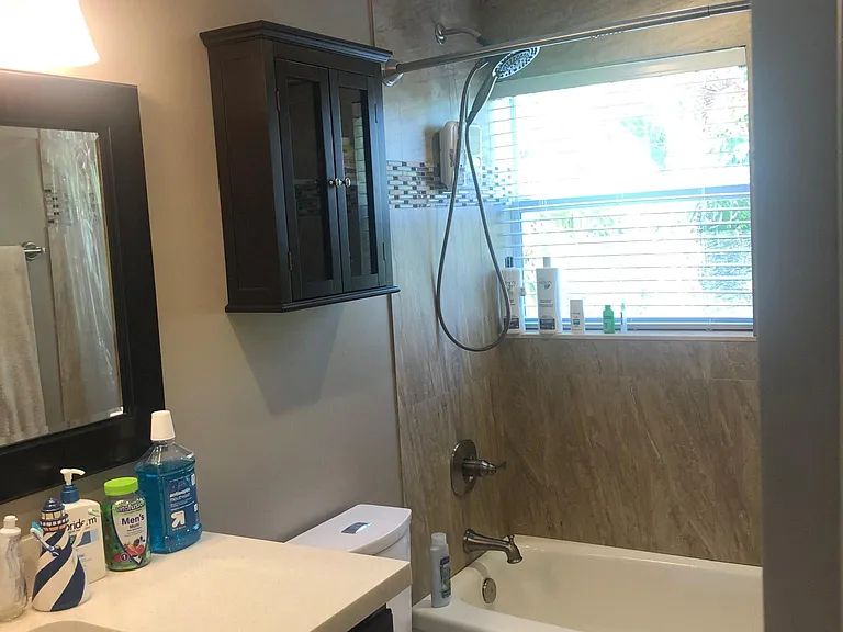 9 N Birch Rd #202 — Photo 5
