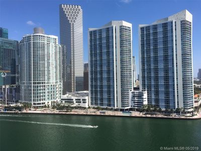 888 Brickell Key Dr APT 1810, Miami, FL, 33131