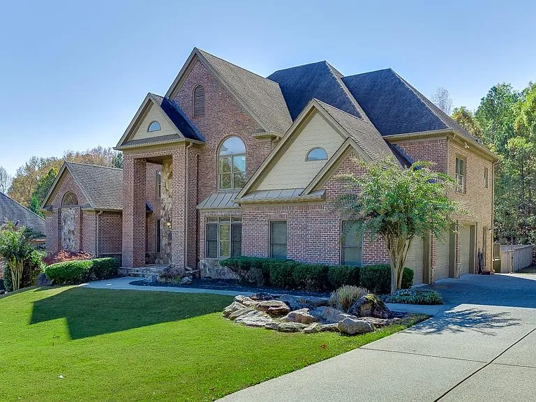 940 Chateau Forest Rd — Photo 74