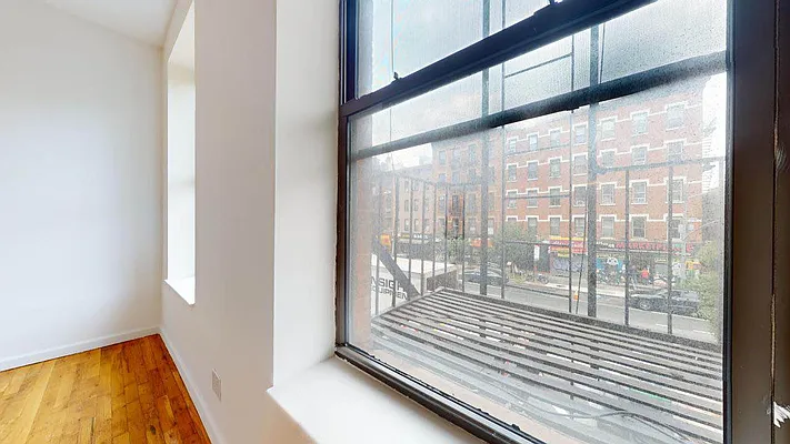 Rented by Bond New York | media 12