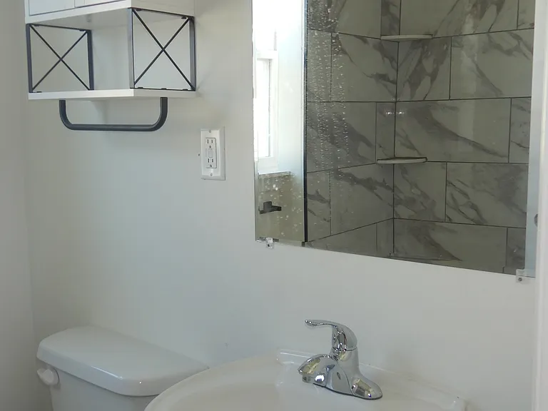 1312 S Quaker Ave — Photo 18