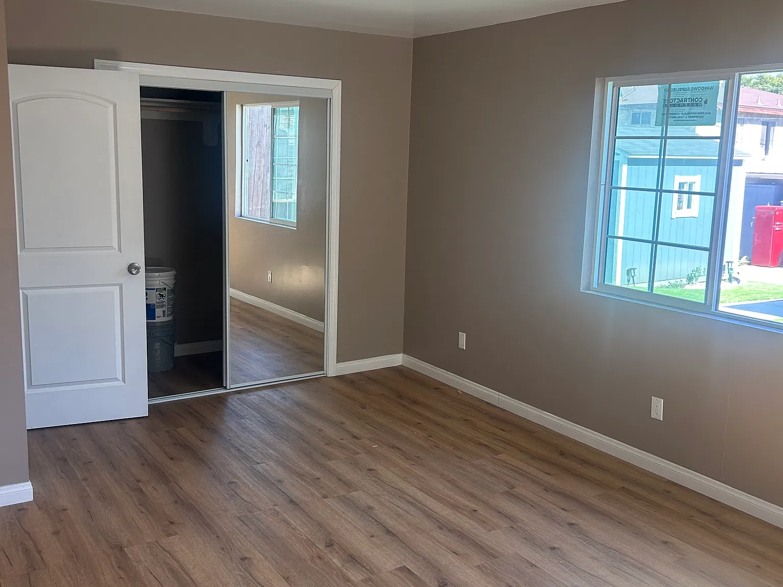 2 bed, 7000 sqft, $3,000 — Photo 4