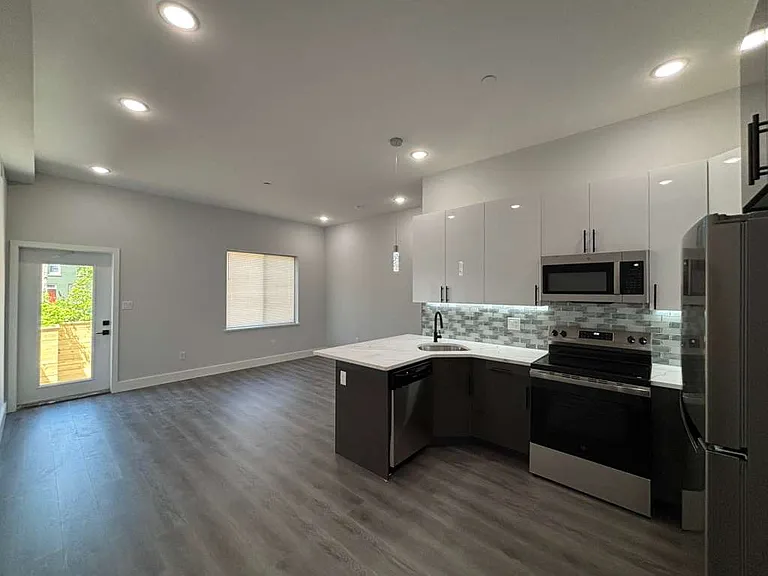 1938 N 22nd St #2 — Photo 3