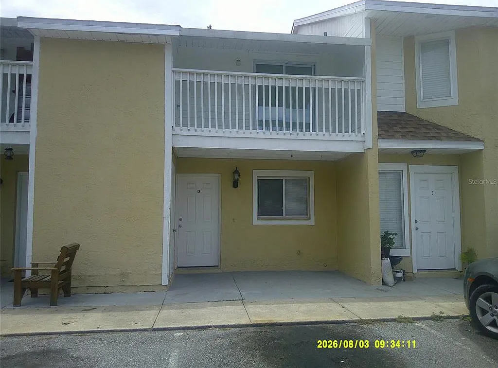 2 bed, 2.5 bath, 1066 sqft, $1,595 — Photo 1