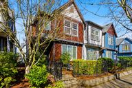 photo property thumbnail