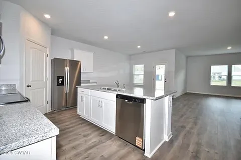 91 Kingston Creek Dr — Photo 3