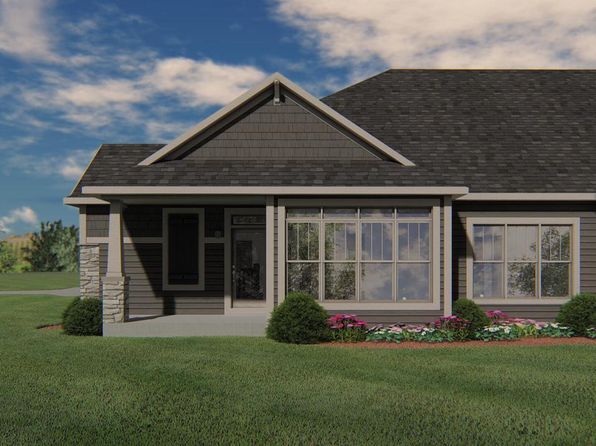 N28W25285 Madeline BOULEVARD -A Bldg 14 Unit 52, Pewaukee, WI 53072