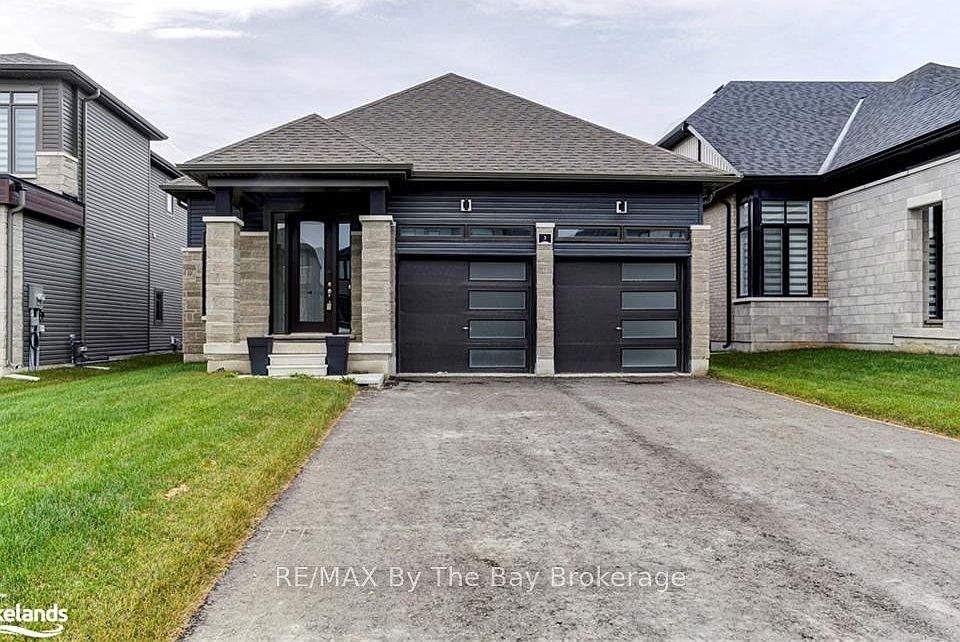1st image of 3 Rosanne Cir