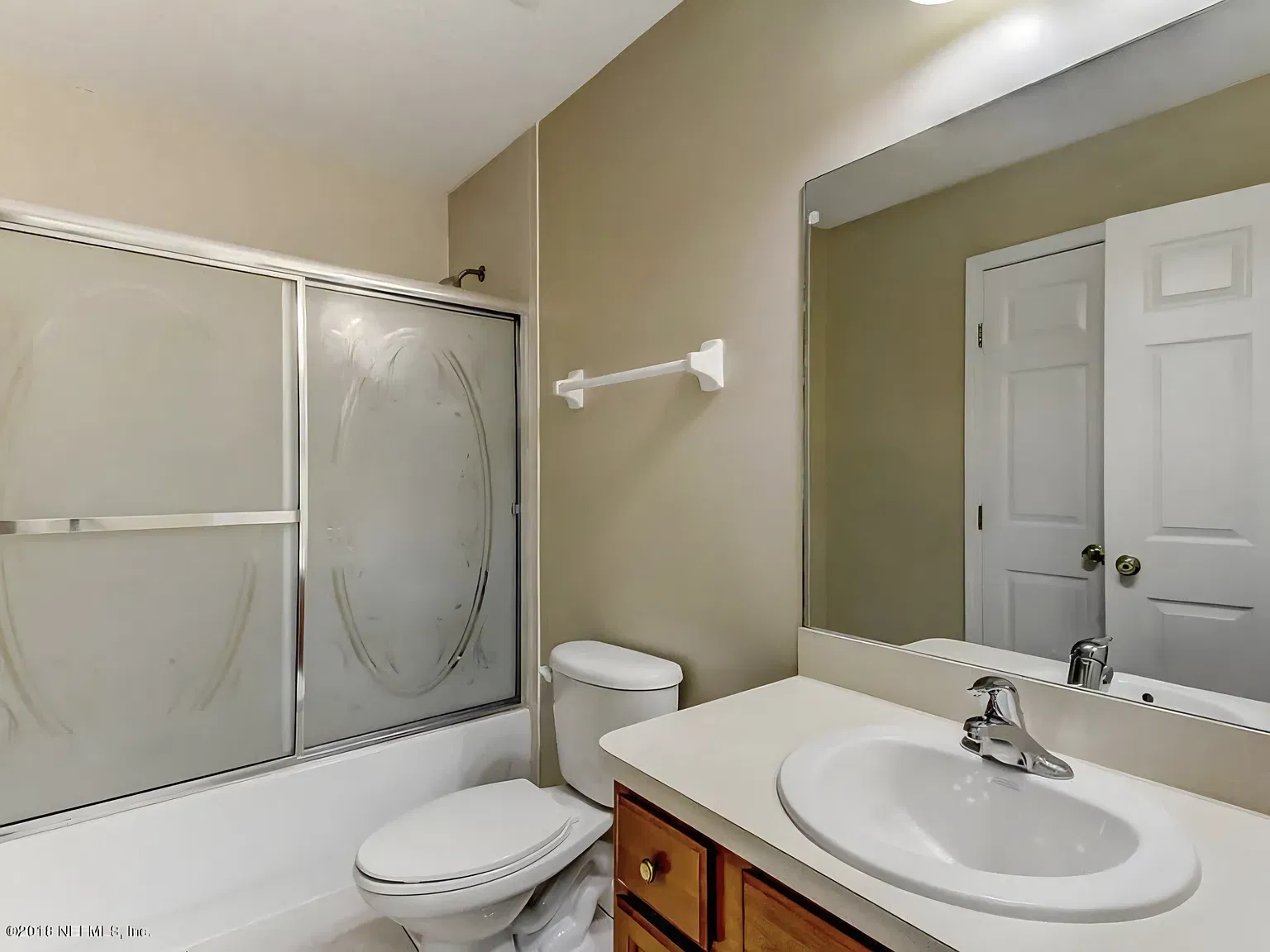 3 bed, 1525 sqft, $1,750 — Photo 4