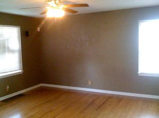 9217 E 67th Ter, Raytown, MO 64133