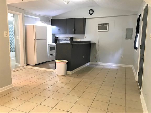 2nd image of 405 W Mimosa Dr #A