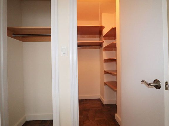2nd image of 420 E 79th St #4CC