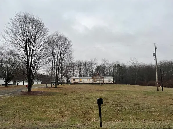 23680 Thomas Rd, Cambridge Springs, PA 16403