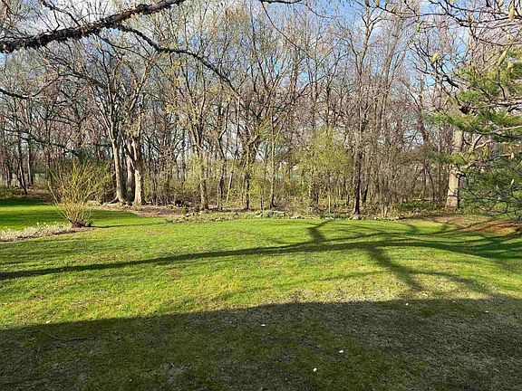 2nd image of 7402 Longmeadow Rd