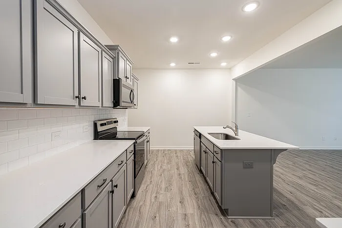 3 bed, 2.5 bath, 2145 sqft, $1,895 — Photo 3