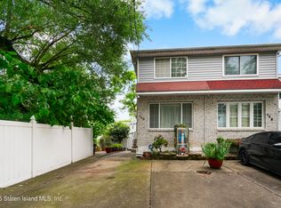 148 Roosevelt Ave, Staten Island, NY 10314